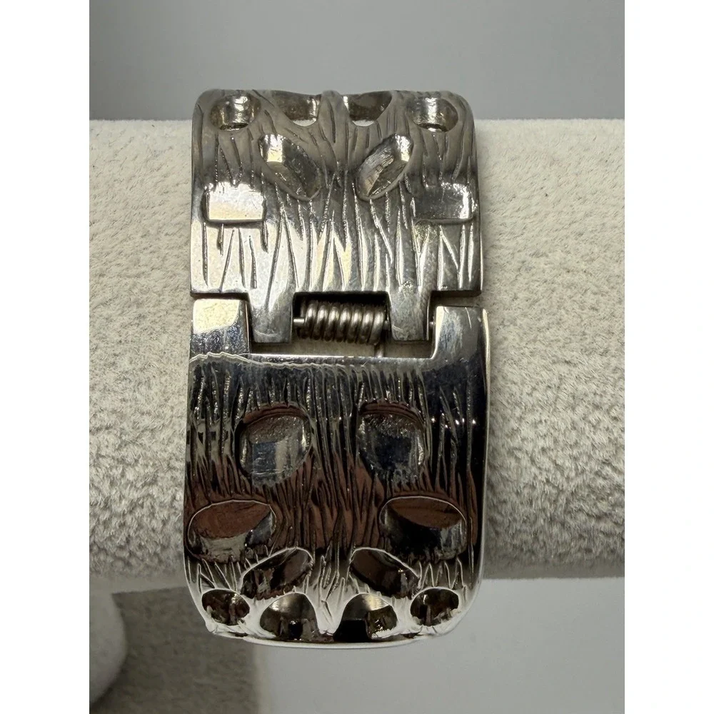 Allude FMDAL449 New Battery Ladies Cuff Watch 22MM 7